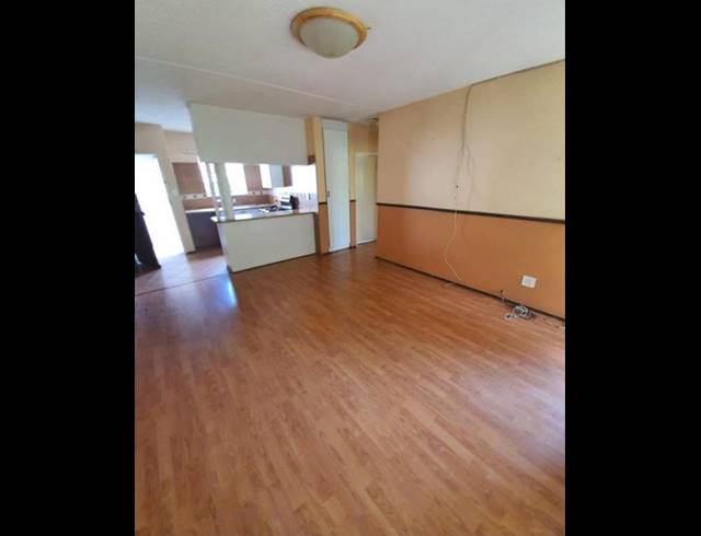 2 BEDROOM TOWNHOUSE FOR SALE IN MEYERSDAL